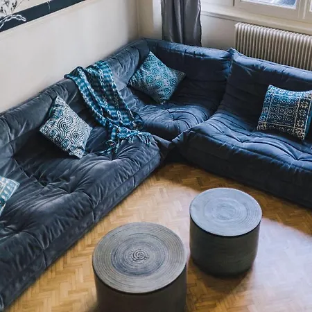 Superbe Spacieux Et Elegant Au Coeur De Avec Patio Apartment