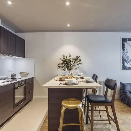 Apartman Superbe Spacieux Et Elegant Au Coeur De Avec Patio