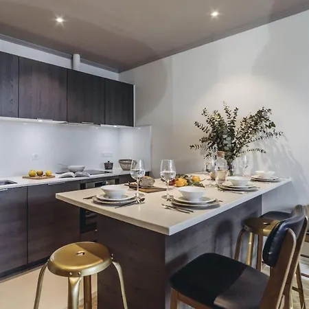 Apartman Superbe Spacieux Et Elegant Au Coeur De Avec Patio *